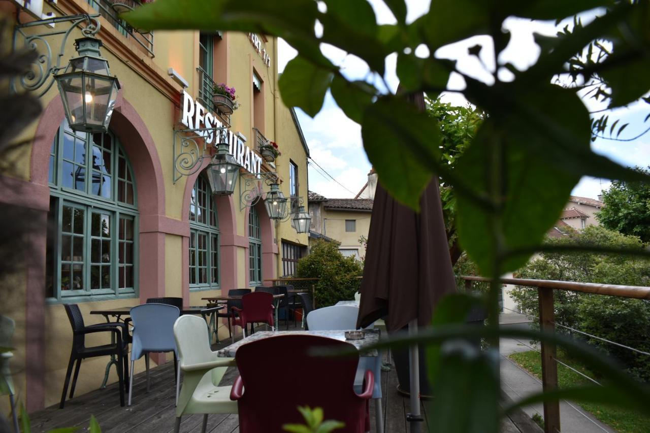 Hotel Le Sauvage Tournus Bagian luar foto