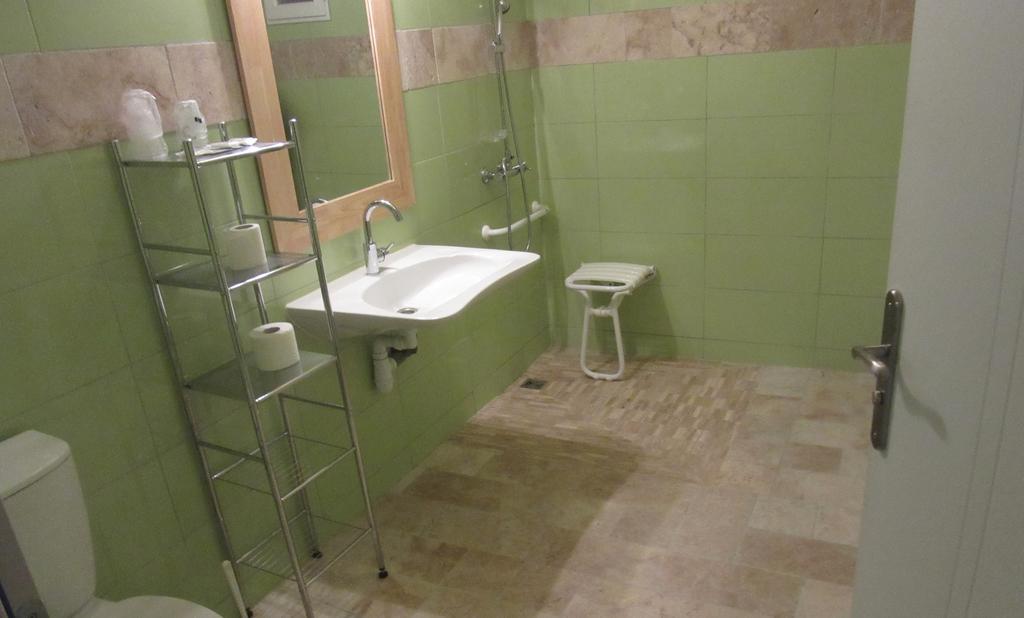 Hotel Le Sauvage Tournus Ruang foto