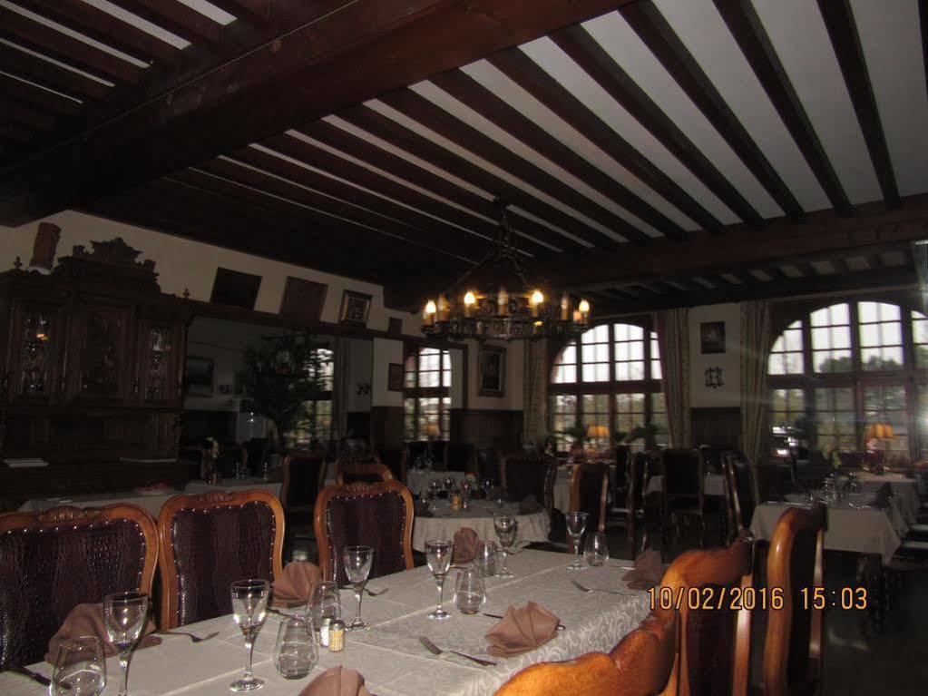 Hotel Le Sauvage Tournus Bagian luar foto