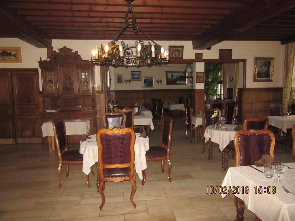 Hotel Le Sauvage Tournus Bagian luar foto