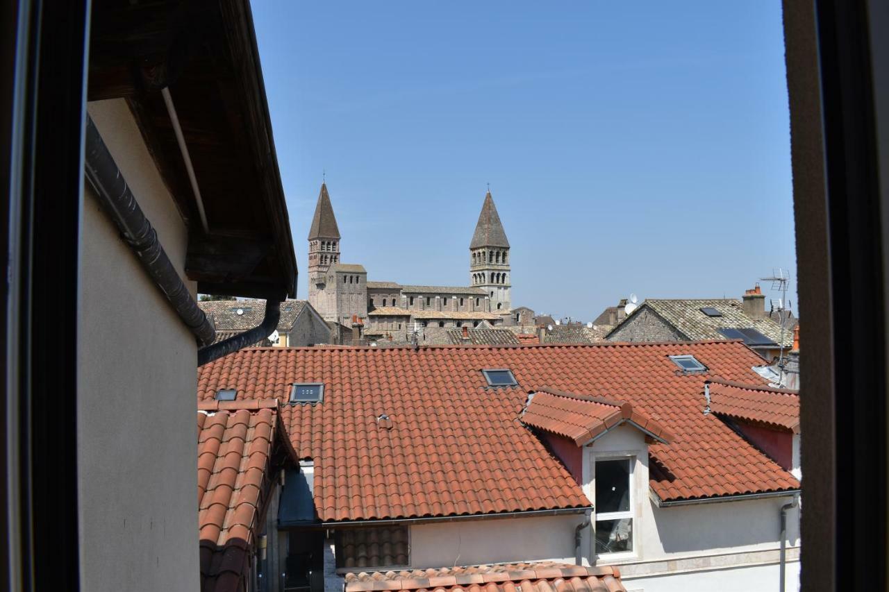 Hotel Le Sauvage Tournus Bagian luar foto