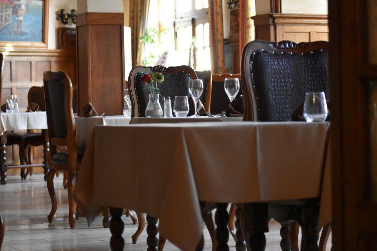 Hotel Le Sauvage Tournus Bagian luar foto