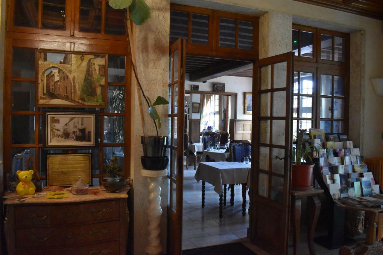 Hotel Le Sauvage Tournus Bagian luar foto