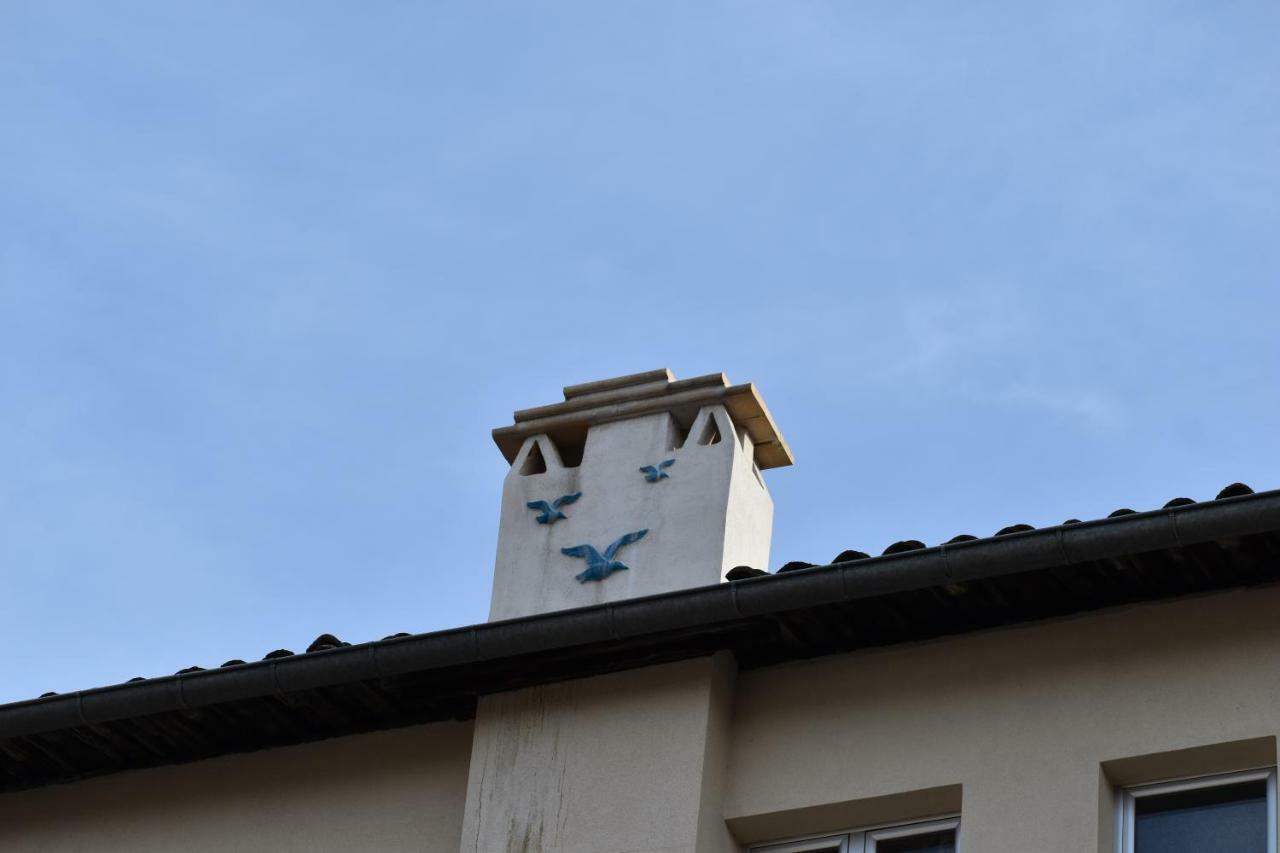 Hotel Le Sauvage Tournus Bagian luar foto