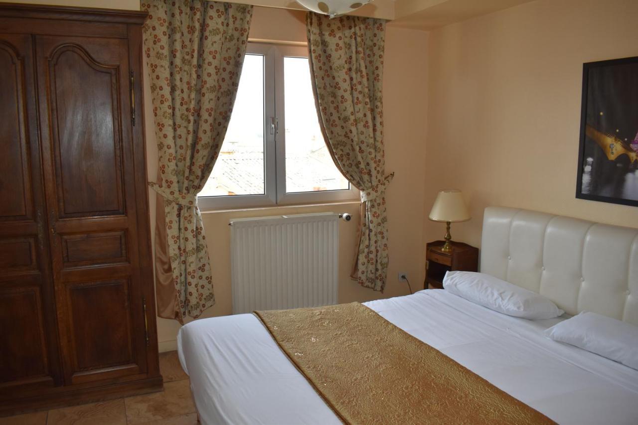 Hotel Le Sauvage Tournus Bagian luar foto