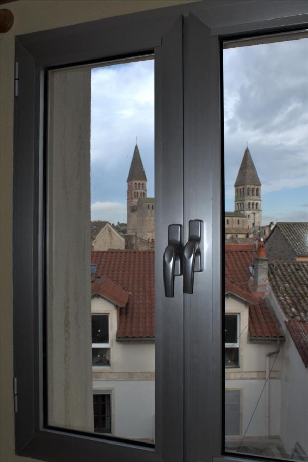 Hotel Le Sauvage Tournus Bagian luar foto